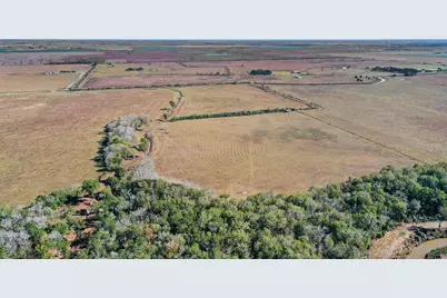 0013 Fm 562, Anahuac, TX 77514 - Photo 7
