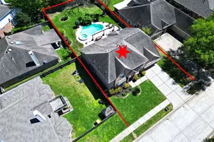 1415 Crystal Lake Cir E, Pearland, TX 77584 - Photo 47