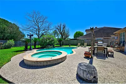 1415 Crystal Lake Circle E, Pearland, TX 77584 - Photo 39