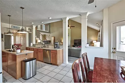 1415 Crystal Lake Circle E, Pearland, TX 77584 - Photo 19