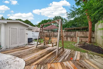 5207 Bent Bough Lane, Houston, TX 77088 - Photo 47