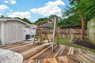 5207 Bent Bough Ln, Houston, TX 77088 - Photo 49