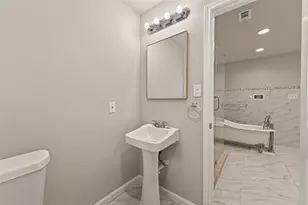 5207 Bent Bough Ln, Houston, TX 77088 - Photo 43