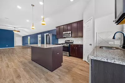 6747 Scarlet Sagebrush Street, Katy, TX 77449 - Photo 17