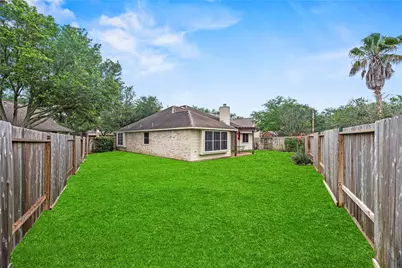 10310 Dell Circle, Missouri City, TX 77459 - Photo 31