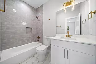 8430 Vogue Ln, Houston, TX 77055 - Photo 9