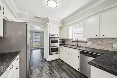 1804 Sleepy Creek Way, Pearland, TX 77581 - Photo 17