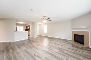 9816 Lace Flower Way, Conroe, TX 77385 - Photo 5