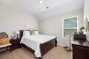 7206 Oakmont Ave, Baytown, TX 77523 - Photo 13