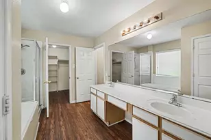 1805 Manor Cir, Rosenberg, TX 77471 - Photo 21