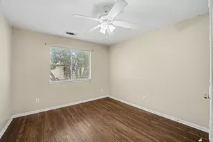 1805 Manor Cir, Rosenberg, TX 77471 - Photo 9