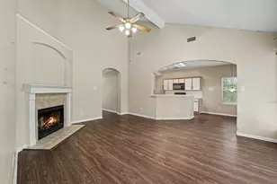 1805 Manor Cir, Rosenberg, TX 77471 - Photo 5