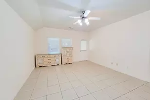 3010 Stonecross Ln, Dickinson, TX 77539 - Photo 21