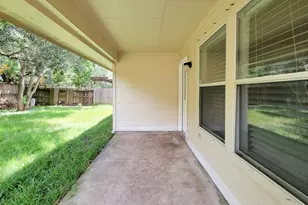 3010 Stonecross Ln, Dickinson, TX 77539 - Photo 37