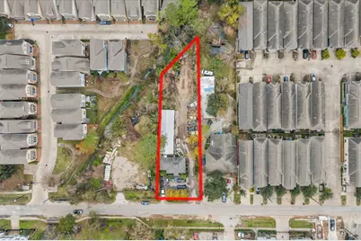 1137 W 26th Street, Houston, TX 77008 - Photo 3