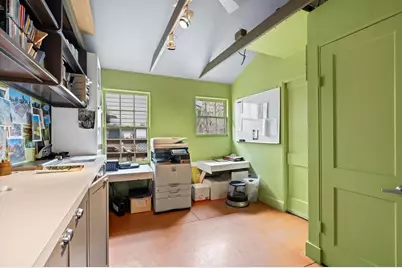 1137 W 26th Street, Houston, TX 77008 - Photo 13