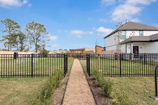 15651 Agave Vly Trl, Houston, TX 77090 - Photo 37