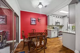 7447 Cambridge St, Houston, TX 77054 - Photo 11