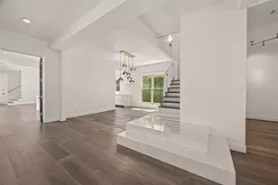 2114 Wroxton Rd, Houston, TX 77005 - Photo 5