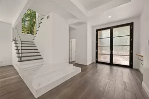2114 Wroxton Rd, Houston, TX 77005 - Photo 3