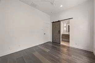 2114 Wroxton Rd, Houston, TX 77005 - Photo 29