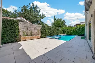 2114 Wroxton Rd, Houston, TX 77005 - Photo 47