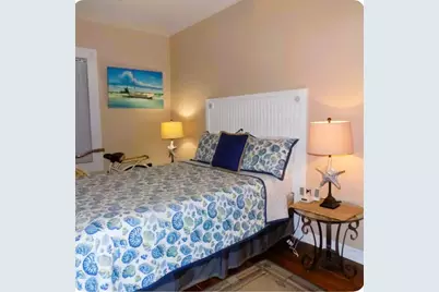1028 Avenue L, Galveston, TX 77550 - Photo 7