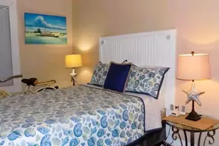 1028 Avenue L, Galveston, TX 77550 - Photo 7