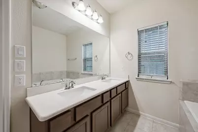 1815 Oakdale Mist Drive, Dickinson, TX 77539 - Photo 19