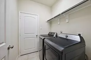 1815 Oakdale Mist Dr, Dickinson, TX 77539 - Photo 25