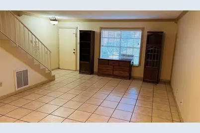 7600 Burgoyne Road #115, Houston, TX 77063 - Photo 3