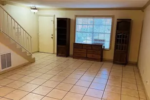 7600 Burgoyne Rd, Houston, TX 77063 - Photo 3