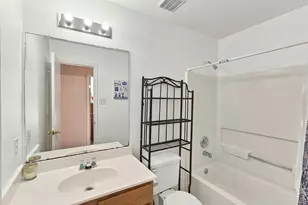 11807 Kewalo Basin Ln, Houston, TX 77034 - Photo 19