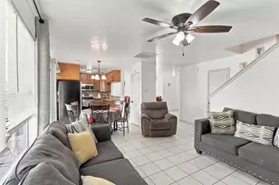 11807 Kewalo Basin Ln, Houston, TX 77034 - Photo 7