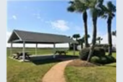 3823 Carmel Court, Galveston, TX 77554 - Photo 7