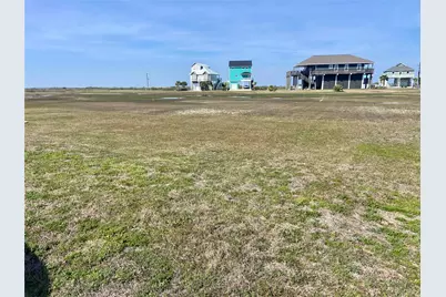 3823 Carmel Court, Galveston, TX 77554 - Photo 3