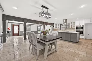 10054 Cedardale Dr, Houston, TX 77055 - Photo 9