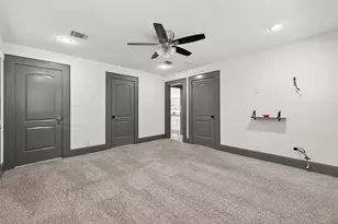 10054 Cedardale Dr, Houston, TX 77055 - Photo 19