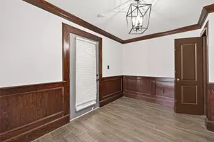 10054 Cedardale Dr, Houston, TX 77055 - Photo 37