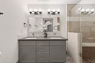 10054 Cedardale Dr, Houston, TX 77055 - Photo 37