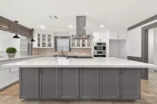 10054 Cedardale Dr, Houston, TX 77055 - Photo 11