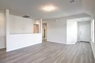 12703 Rio Nueces Ln, Rosharon, TX 77583 - Photo 9