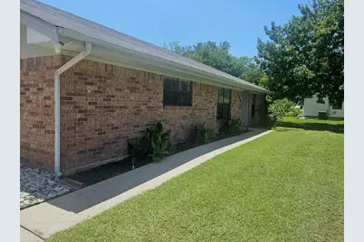 601 Rogers Street, Normangee, TX 77871 - Photo 3
