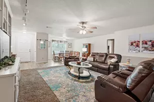 601 Rogers St, Normangee, TX 77871 - Photo 5