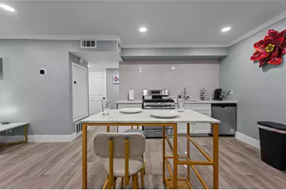 3611 Graustark Street #17, Houston, TX 77006 - Photo 3