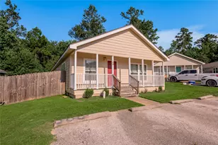 164 Varsity Dr, Huntsville, TX 77340 - Photo 3