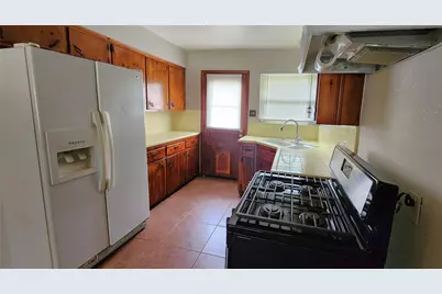 6923 Cole Creek Drive, Houston, TX 77092 - Photo 5
