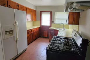 6923 Cole Creek Dr, Houston, TX 77092 - Photo 5
