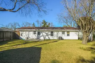 6923 Cole Creek Dr, Houston, TX 77092 - Photo 13