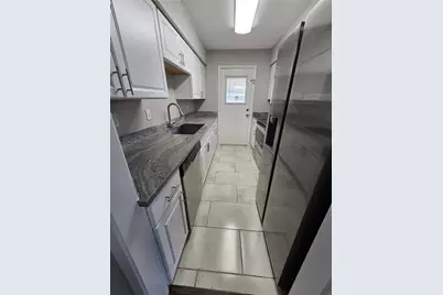 5628 Birchmont Drive #D, Houston, TX 77091 - Photo 9